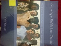 BECOMING A MIDDLE LEVEL TEACHER : THE STUDENT FOCUSED TEACHING OF EARLY ADOLESCENTS